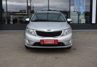 Подержанный автомобиль Kia Rio Sedan 2013 года (2 фото)