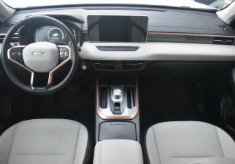 Подержанный автомобиль Haval Jolion 2024 года (12 фото)