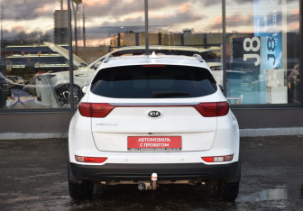 Подержанный автомобиль Kia Sportage 2017 года (6 фото)