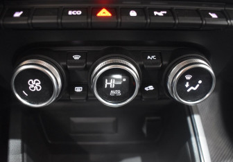 Подержанный автомобиль Renault Arkana 2019 года (15 фото)