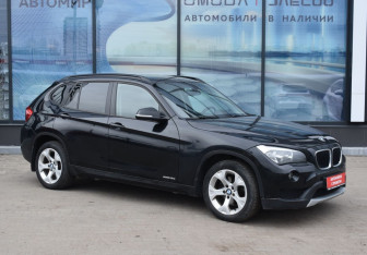 Подержанный автомобиль BMW X1 2013 года (3 фото)