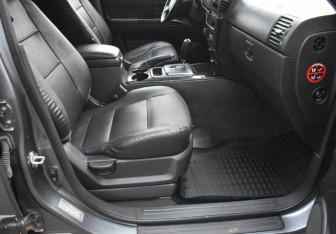 Подержанный автомобиль Kia Sorento 2008 года (10 фото)