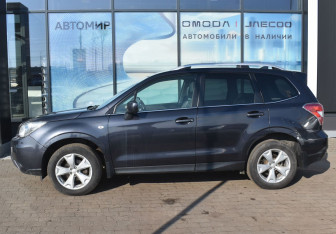 Подержанный автомобиль Subaru Forester Suv 2015 года (8 фото)