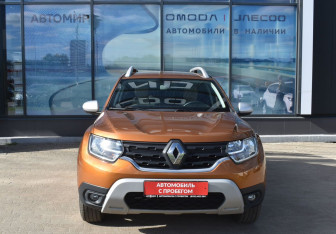 Подержанный автомобиль Renault Duster 2022 года (2 фото)