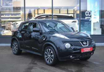 Подержанный автомобиль Nissan Juke 2012 года (3 фото)