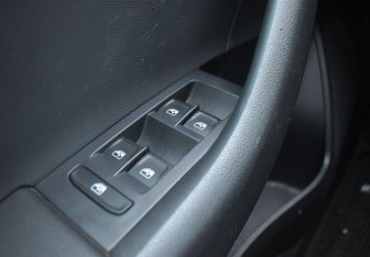 Подержанный автомобиль Skoda Rapid Liftback 2019 года (13 фото)