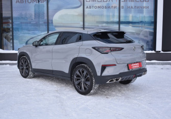 Подержанный автомобиль Changan UNI-T 2021 года (7 фото)