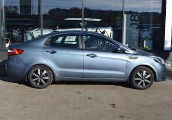 Подержанный автомобиль Kia Rio Sedan 2012 года (4 фото)