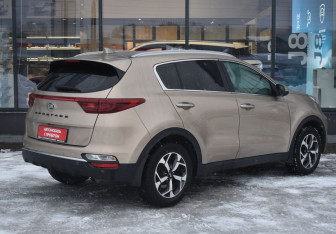 Подержанный автомобиль Kia Sportage 2018 года (5 фото)