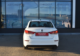 Подержанный автомобиль Changan Alsvin 2023 года (6 фото)