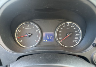 Подержанный автомобиль Mitsubishi Outlander 2012 года (13 фото)