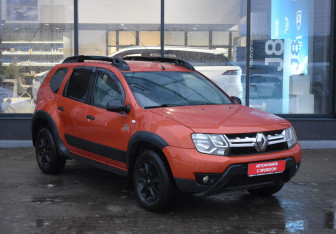 Подержанный автомобиль Renault Duster 2018 года (3 фото)