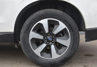 Подержанный автомобиль Subaru Forester Suv 2018 года (9 фото)