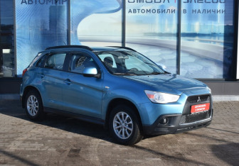 Подержанный автомобиль Mitsubishi ASX 2012 года (3 фото)