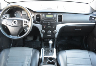 Подержанный автомобиль SsangYong Actyon 2011 года (12 фото)