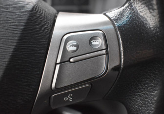 Подержанный автомобиль Toyota Venza 2010 года (16 фото)