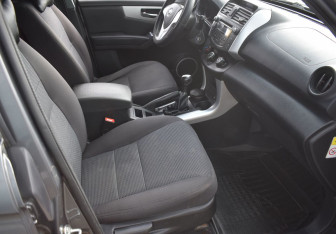 Подержанный автомобиль Lifan X60 2013 года (10 фото)