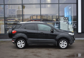 Подержанный автомобиль Ford EcoSport 2014 года (4 фото)