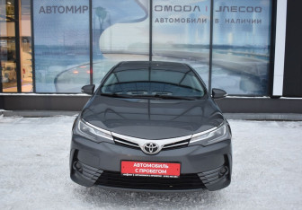 Подержанный автомобиль Toyota Corolla Sedan 2018 года (2 фото)