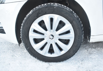 Подержанный автомобиль Skoda Octavia Liftback 2019 года (9 фото)