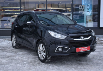Подержанный автомобиль Hyundai ix35 2013 года (3 фото)