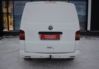 Подержанный автомобиль Volkswagen Transporter Minivan 2007 года (6 фото)
