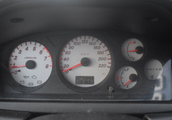 Подержанный автомобиль Mitsubishi Lancer Sedan 2007 года (13 фото)