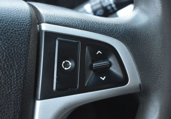 Подержанный автомобиль Hyundai Solaris Sedan 2014 года (16 фото)