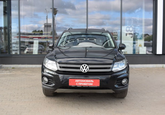 Подержанный автомобиль Volkswagen Tiguan 2011 года (2 фото)